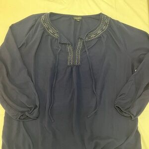 Lane Bryant 18/20 embroidered neckline navy blouse